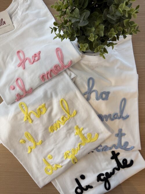 t-shirt "ho il mal di gente"