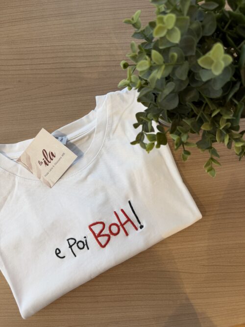 t-shirt "e poi boh"