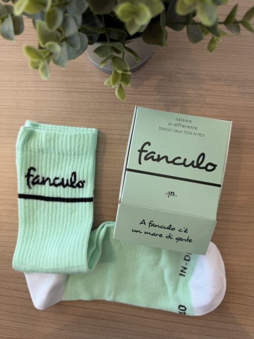 Calza "fanculo"