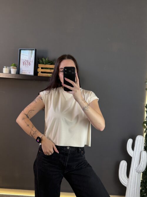 T-shirt crop